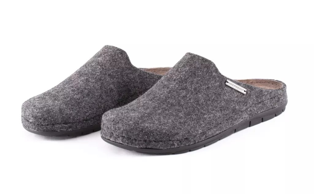 Samuel slipper Black