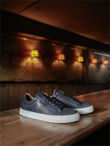 SPARK CLAY NUBUCK NAVY SOLE WHITE