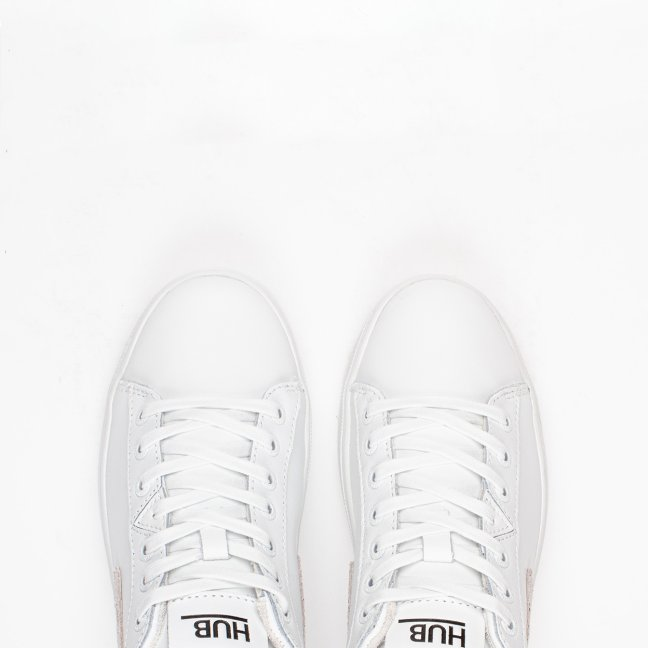 Hook L67 w. dotted White/Hasta/White