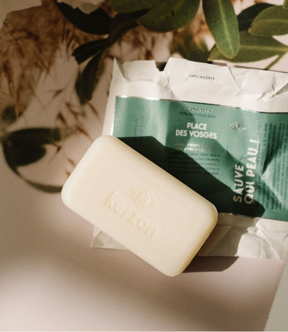 SAVON SOLIDE SURGRAS - Place des Vosges (rose & géranium)