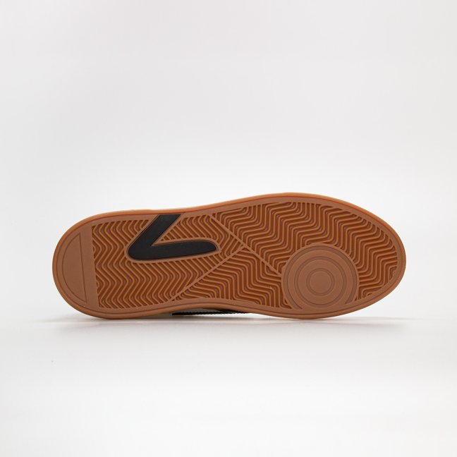 Court L68 White/Black/Dark Gum