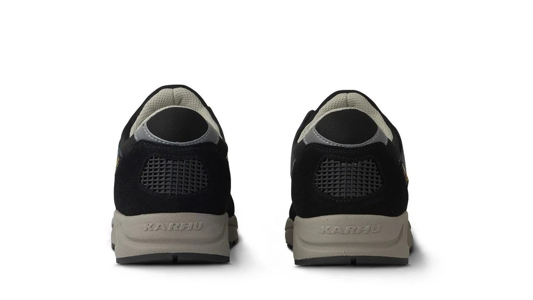 Aria 95 Caviar / Vintage Khaki