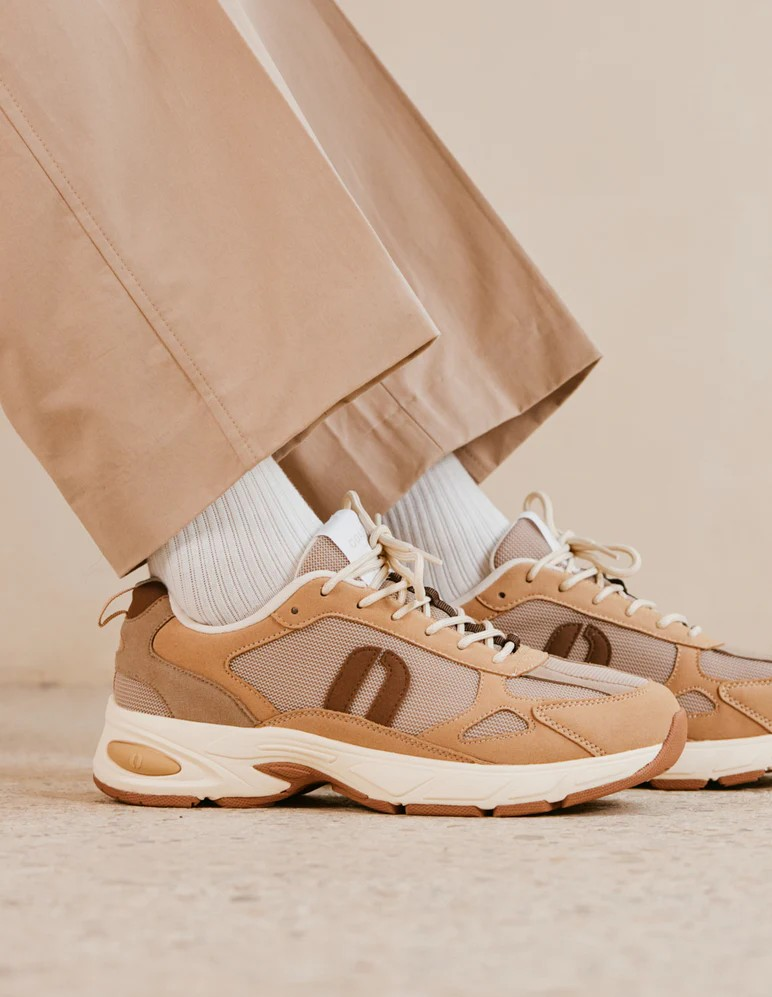 Max - Beige