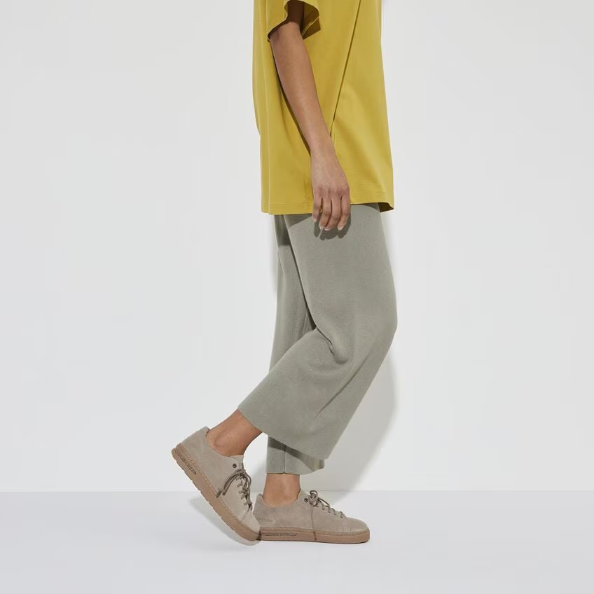 Bend Low Decon Nubuk Leather Gray Taupe
