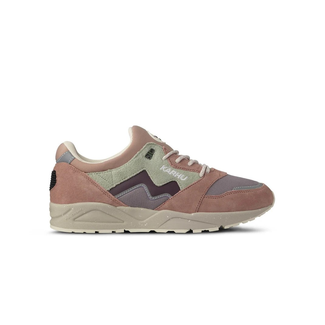 Aria 95 Warm Taupe / Fig