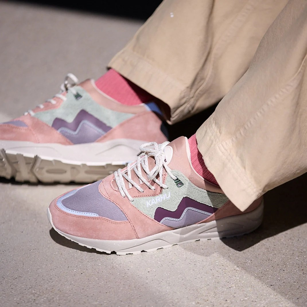 Aria 95 Warm Taupe / Fig