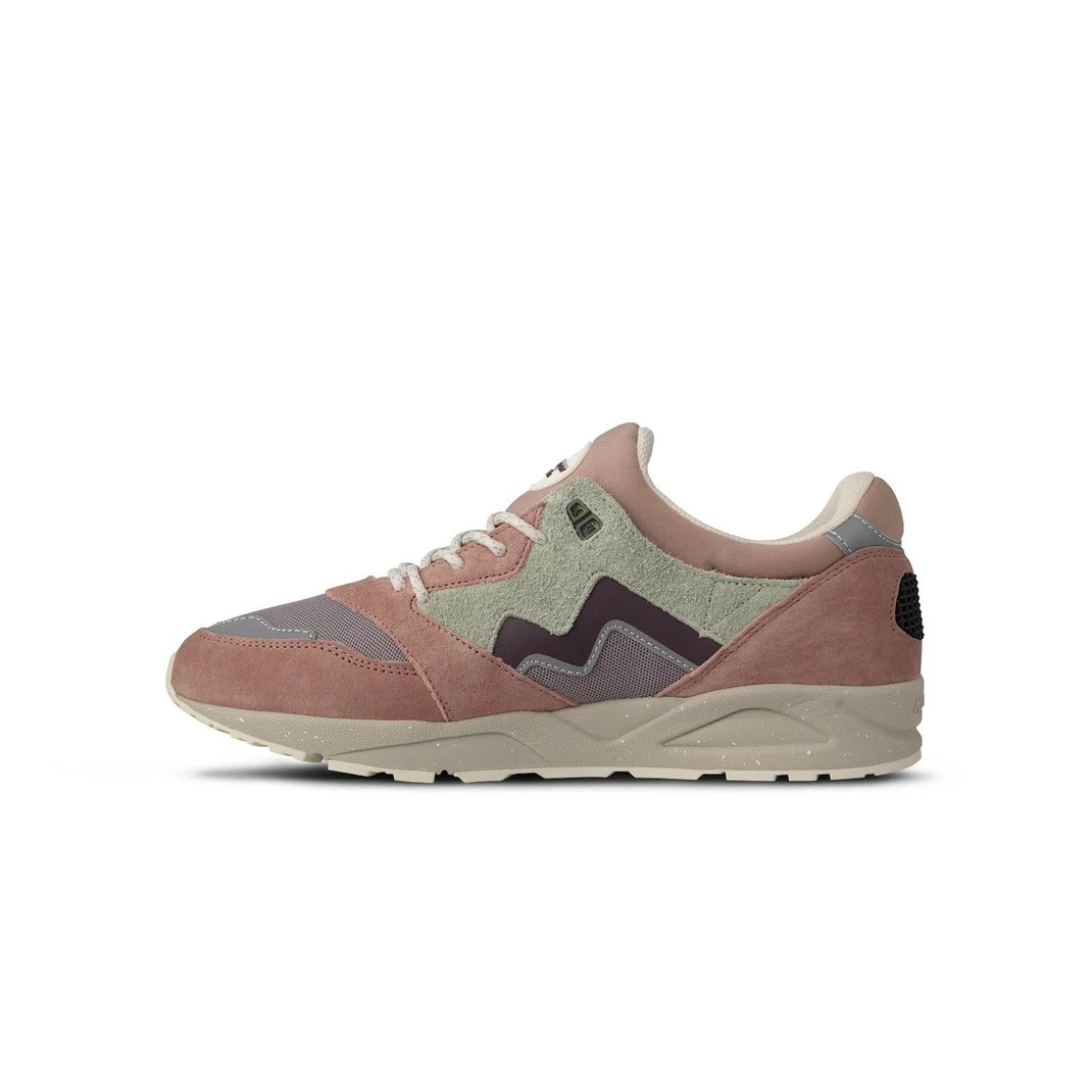 Aria 95 Warm Taupe / Fig