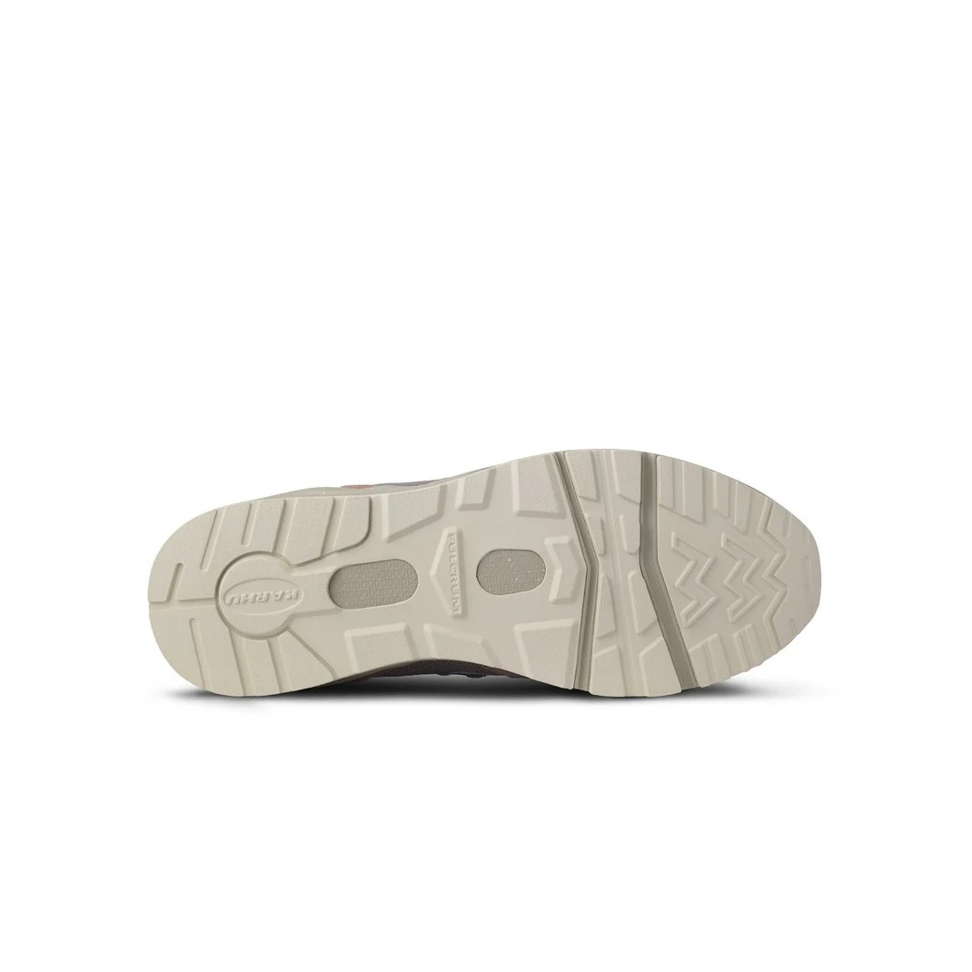Aria 95 Warm Taupe / Fig