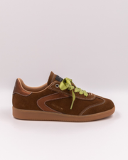NOVA BROWNY