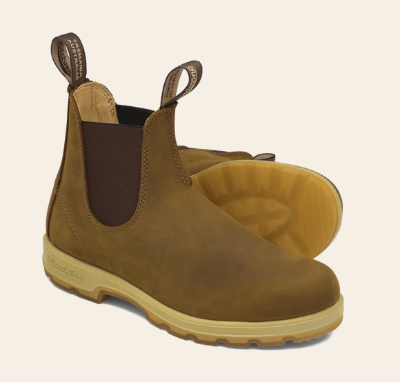 Classic Chelsea Boots 1320 Saddle Brown gum sole