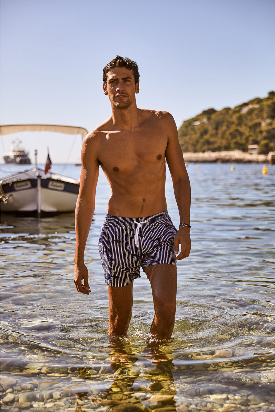 SHORT DE BAIN BLEU A RAYURES BRODERIE SHARK