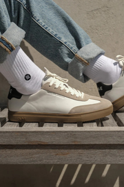 DEANE WHITE LEATHER GREY DARK GUM