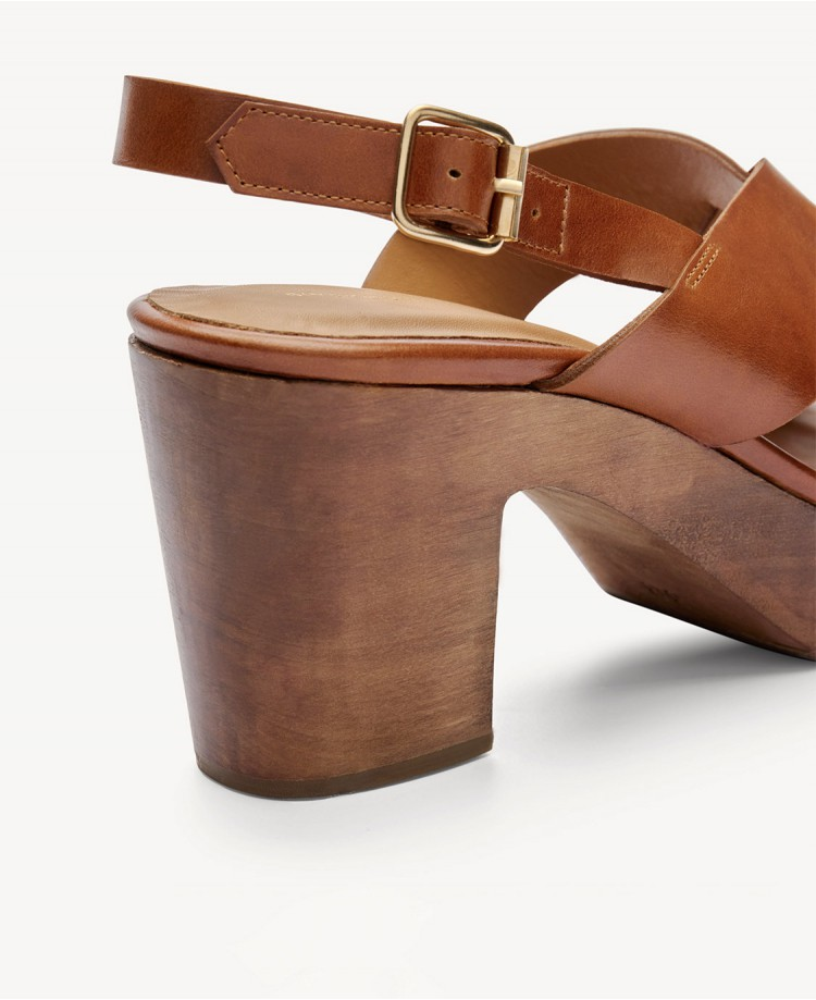 Sabots n°607 - Cuir - Cognac