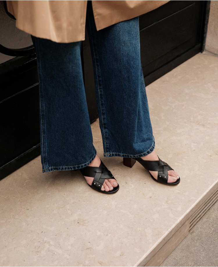 Sandales n°688 - Cuir - Noir