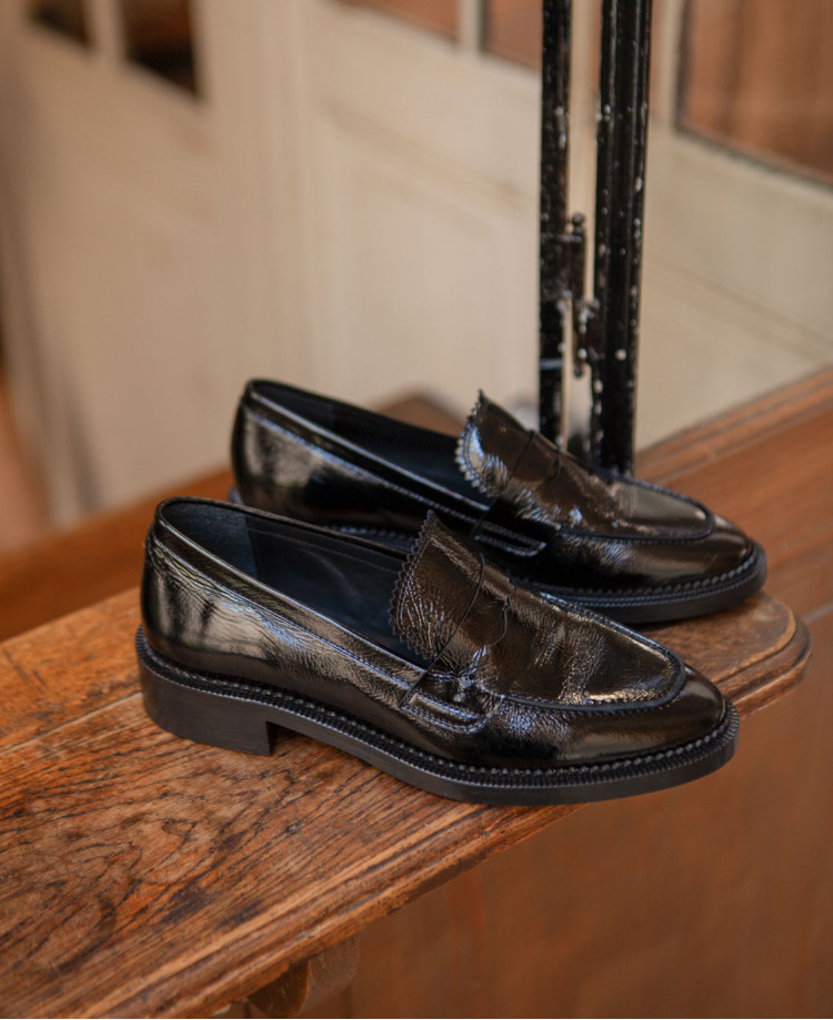 Mocassins n°82 - Cuir vernis - Noir