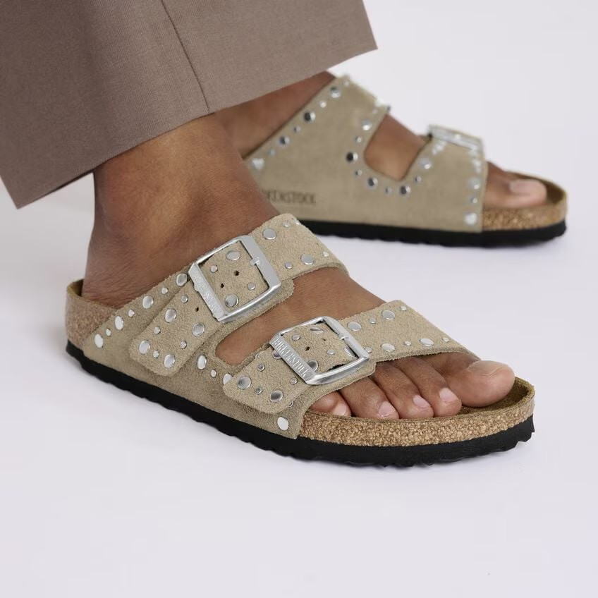 Arizona Rivet - Suede Taupe - Etroite