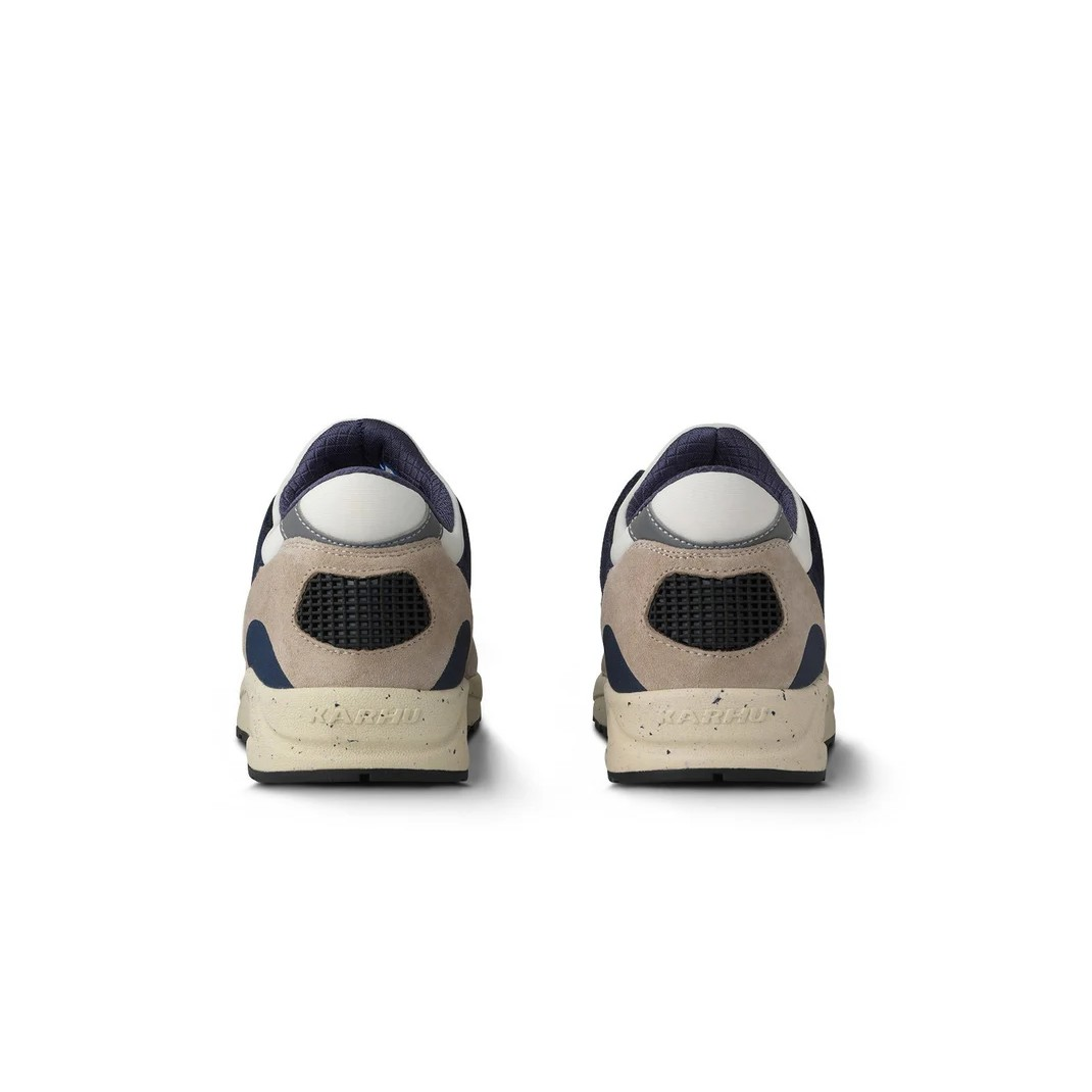 Aria 95 Silver Lining / Fiery Red