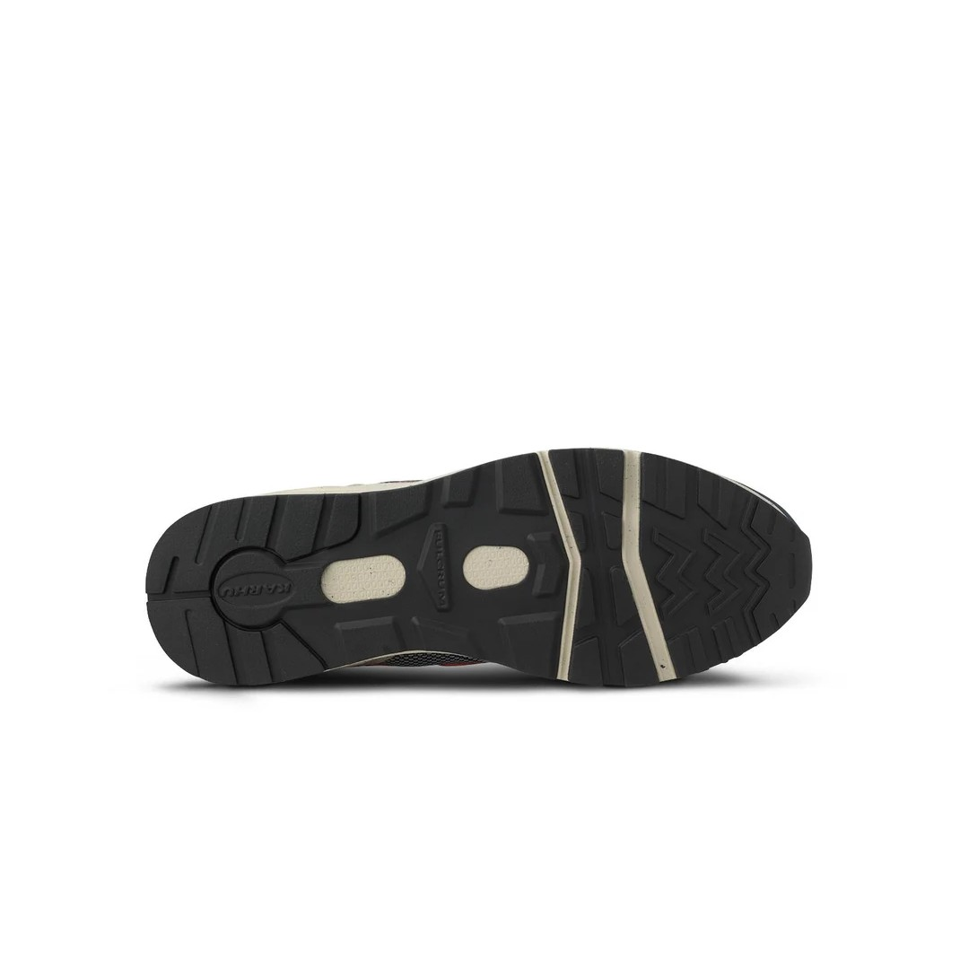 Aria 95 Silver Lining / Fiery Red