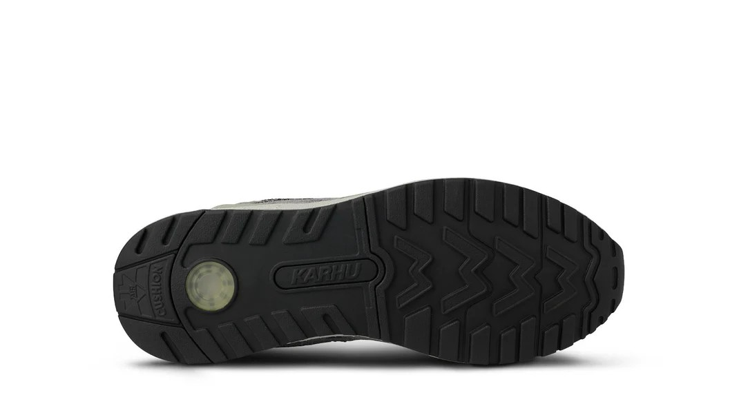 Legacy 96 Tea / Jet Black