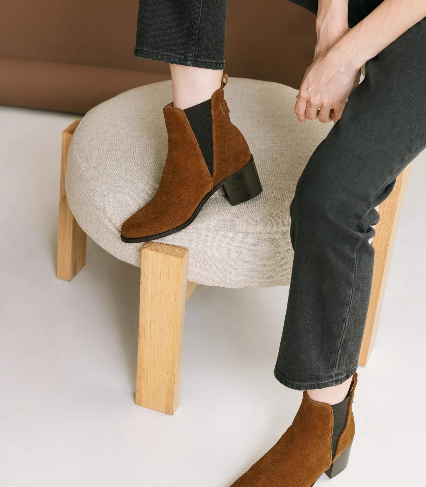 ESME CAMEL
