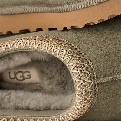 TASMAN II MOSS GREEN