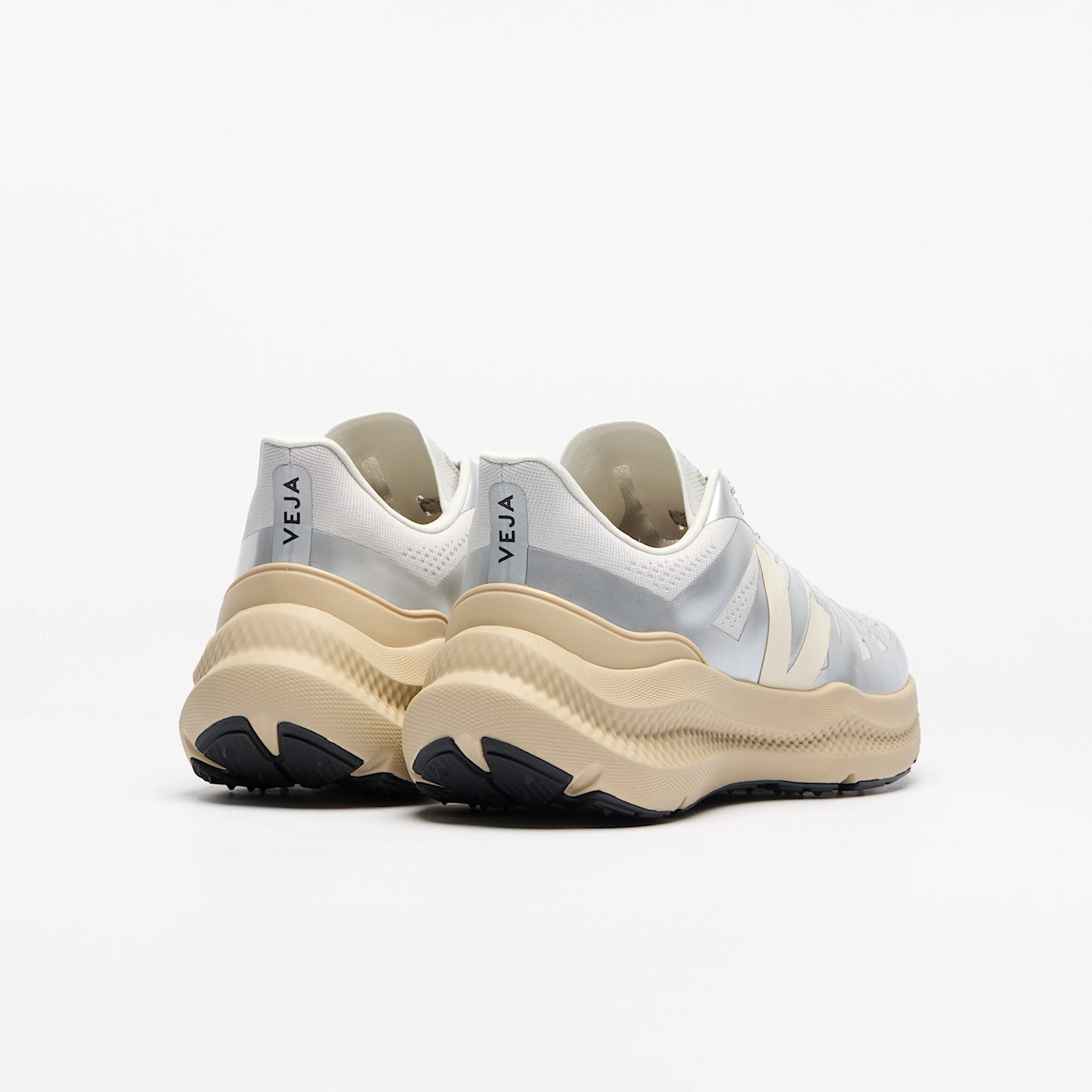 CONDOR 3 ADVANCED ENGINEERED-MESH SILVER ALMOND