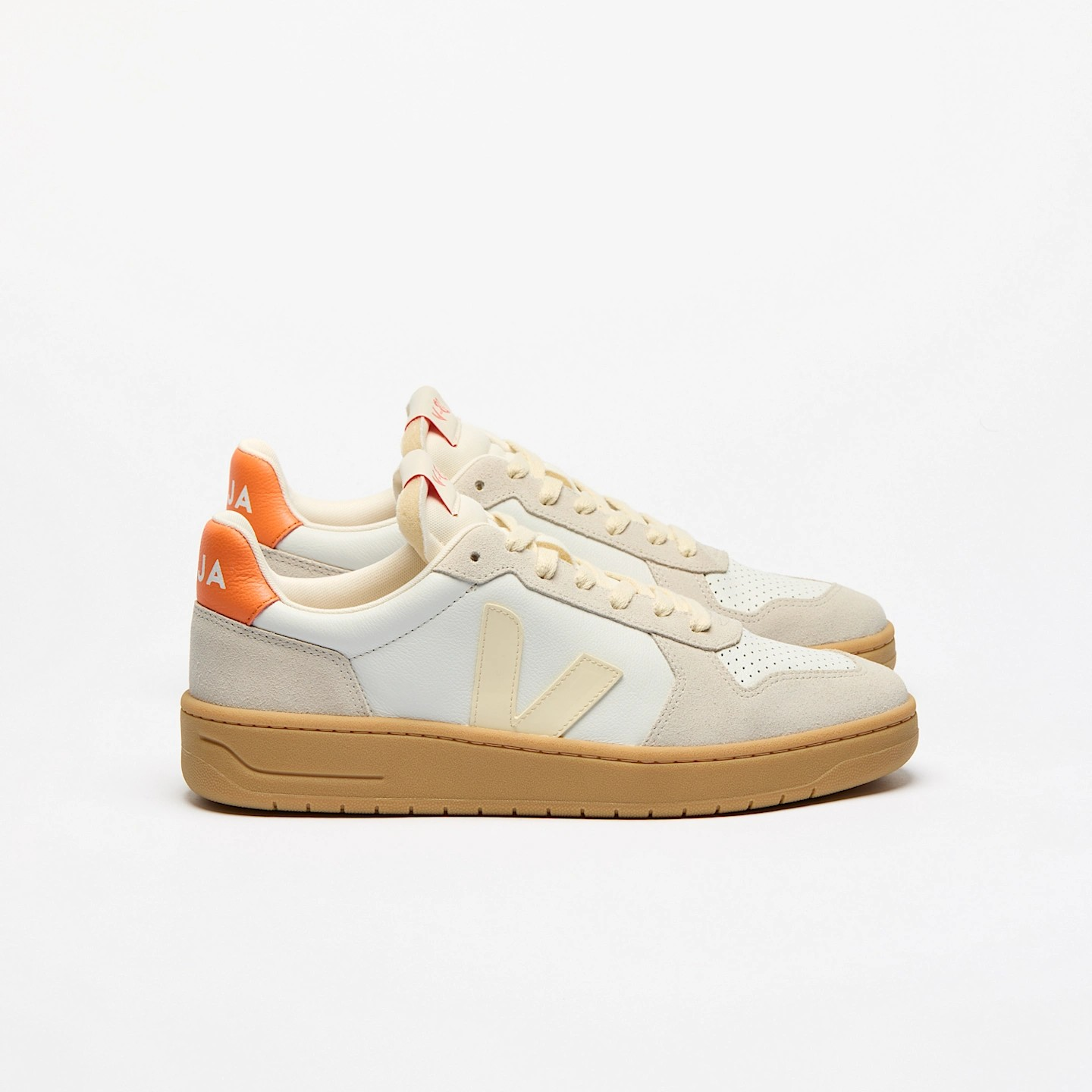 V82 LEATHER PURE CALCAIRE FURY