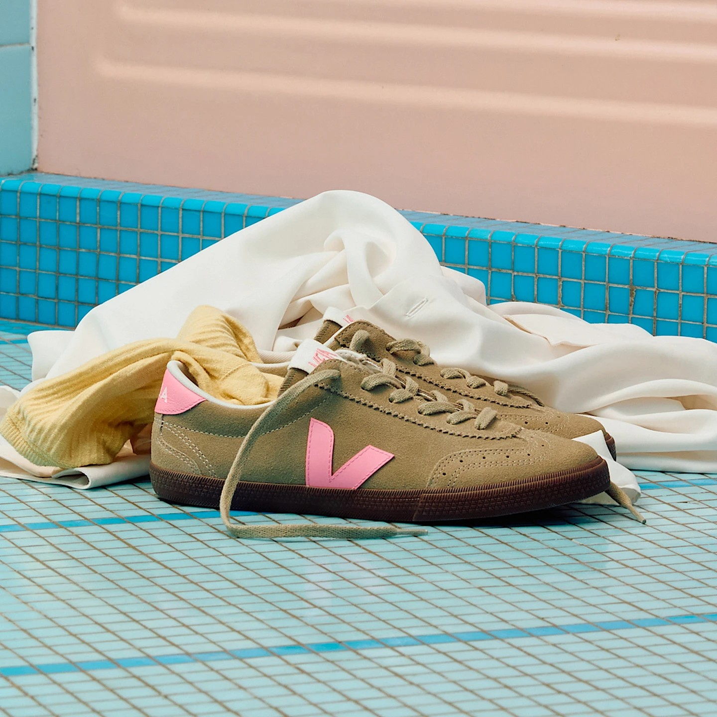 VOLLEY SUEDE TAUPE MALIBU BARK