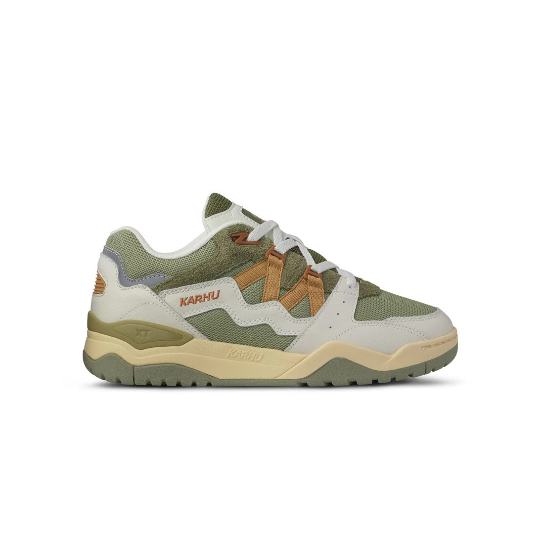 Fusion XT Icicle / Oak Buff