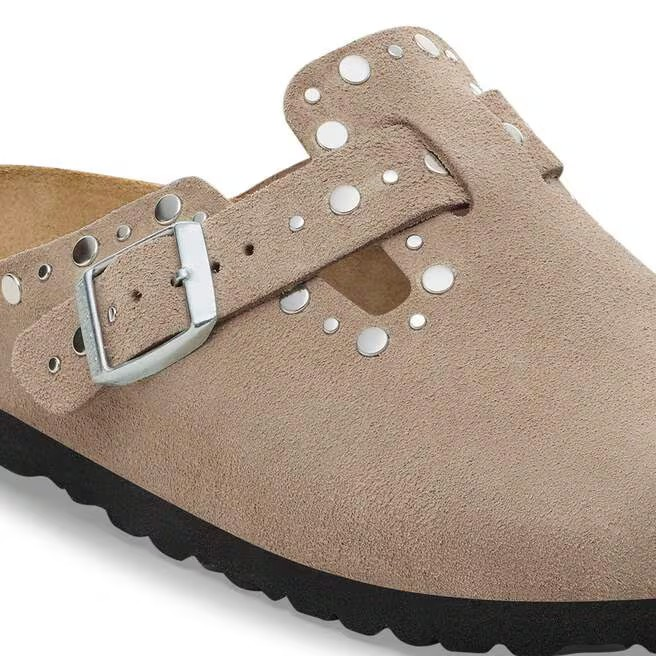 Boston Rivet - Lit de pied souple - Suede Taupe - Etroite