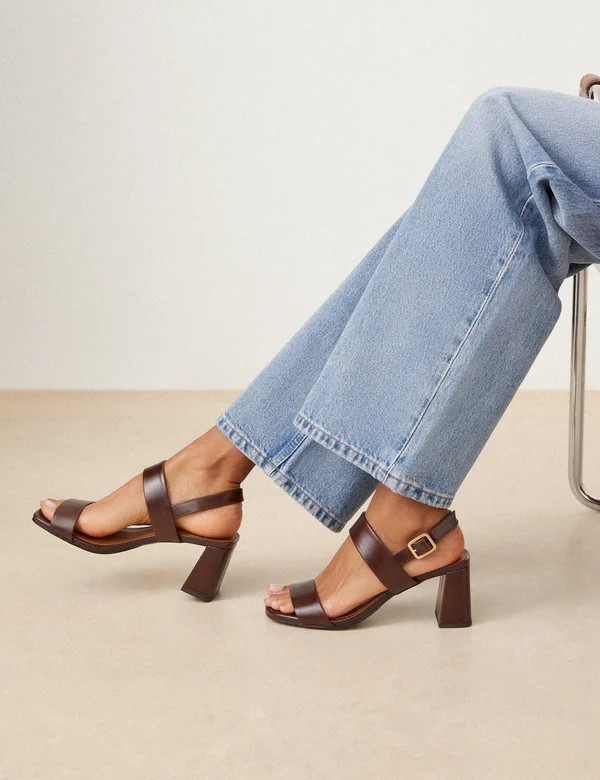 Sandales n°624 - Cuir - Marron chocolat