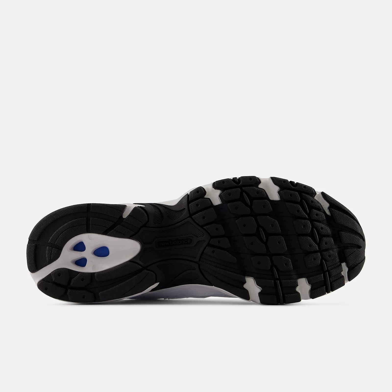 740 WW2 NB WHITE / BLACK WW2